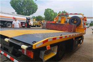 晋城附近拖车电话号码服务